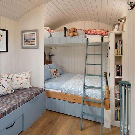 Cow Parsley Shepherd'S Hut Berwick Upon Tweed ภายนอก รูปภาพ