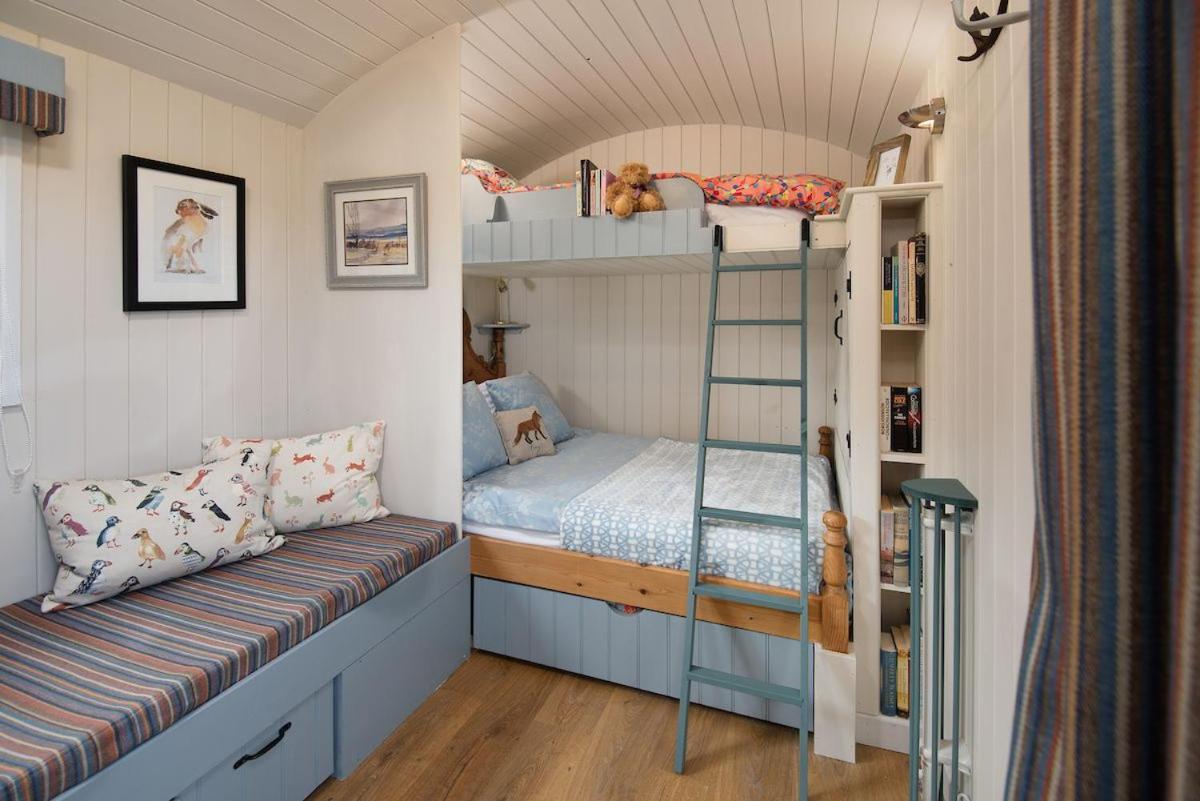 Cow Parsley Shepherd'S Hut Berwick Upon Tweed ภายนอก รูปภาพ