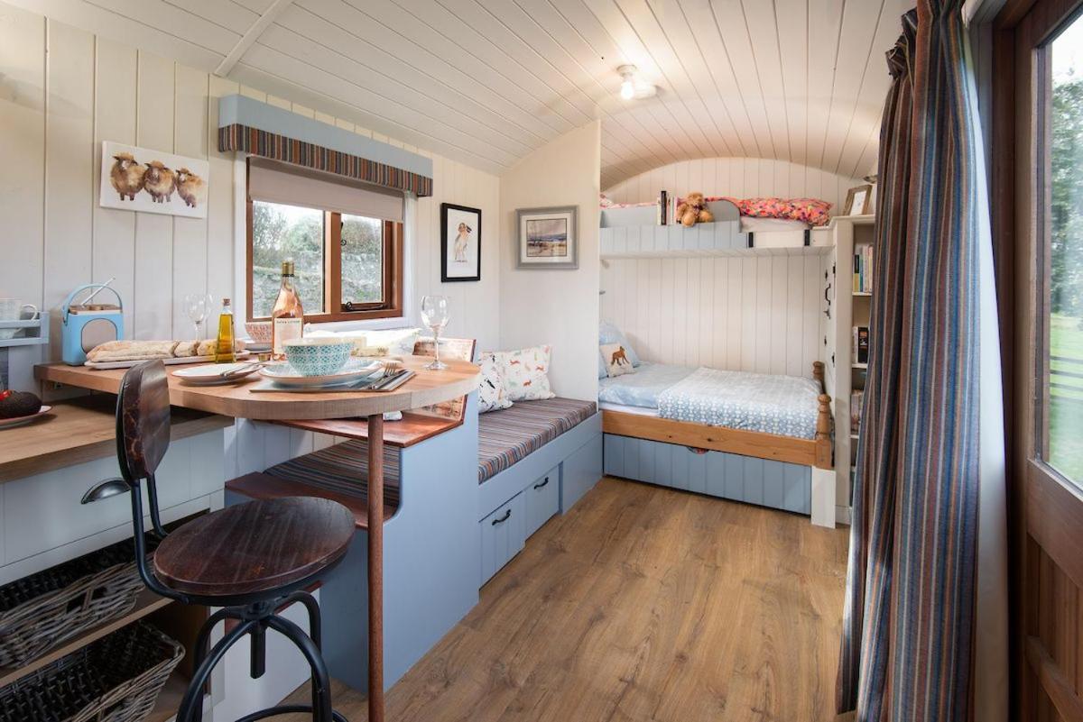Cow Parsley Shepherd'S Hut Berwick Upon Tweed ภายนอก รูปภาพ